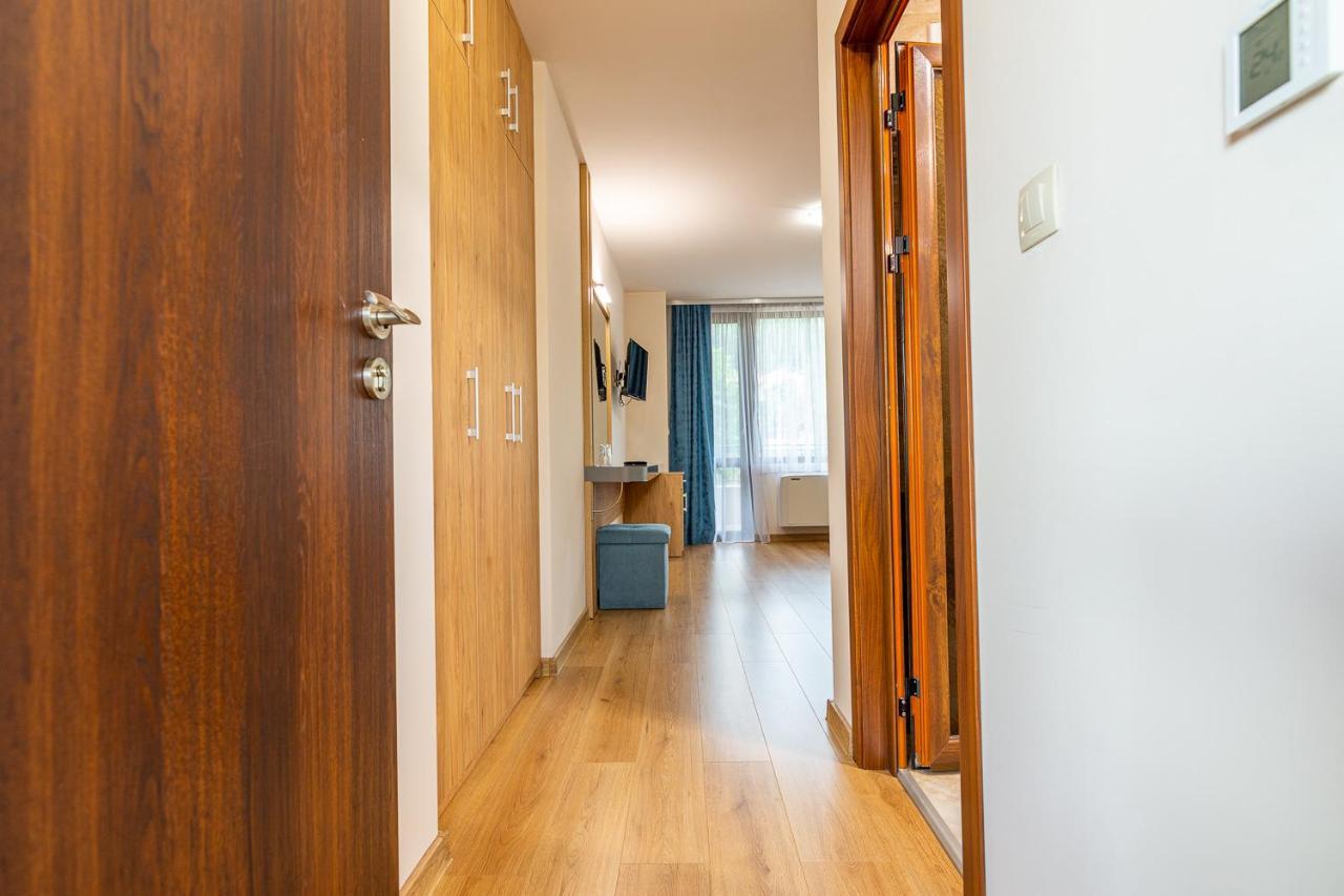 Eco Hotel Momata Kolarovo Buitenkant foto