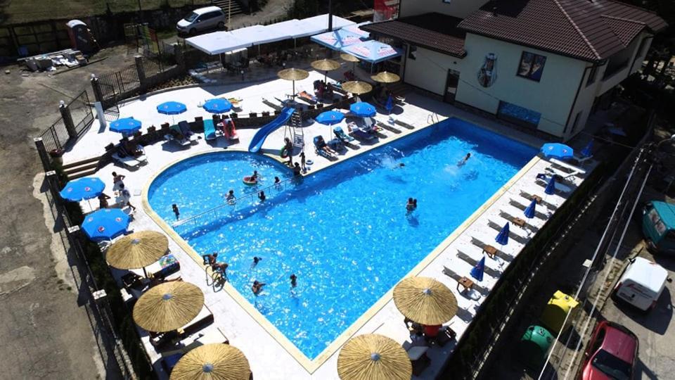 Eco Hotel Momata Kolarovo Buitenkant foto